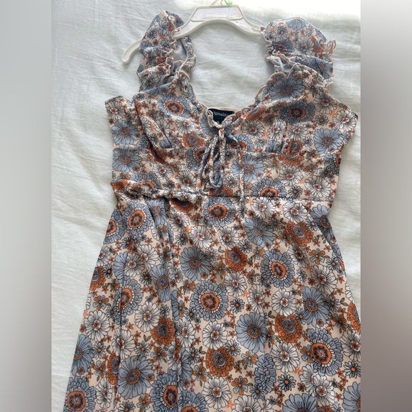 Originality Flower Dress - Picture 2 of 2